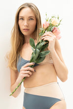 Load image into Gallery viewer, Gentle Light