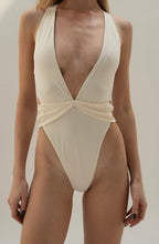 Load image into Gallery viewer, Passion Milky