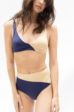 Load image into Gallery viewer, Gentle Saturated