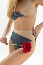 Load image into Gallery viewer, Gentle Light